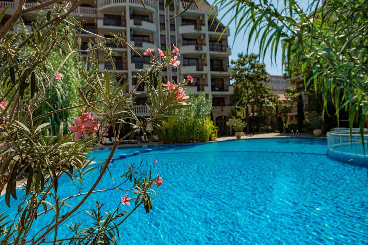 Menada Apartments In Cascadas Pantai Sunny Luaran gambar