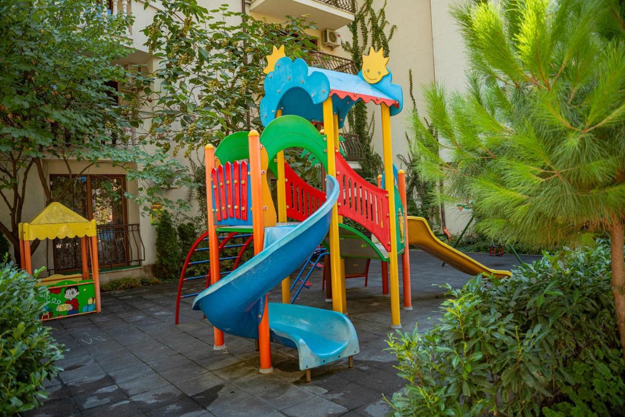 Menada Apartments In Cascadas Pantai Sunny Luaran gambar