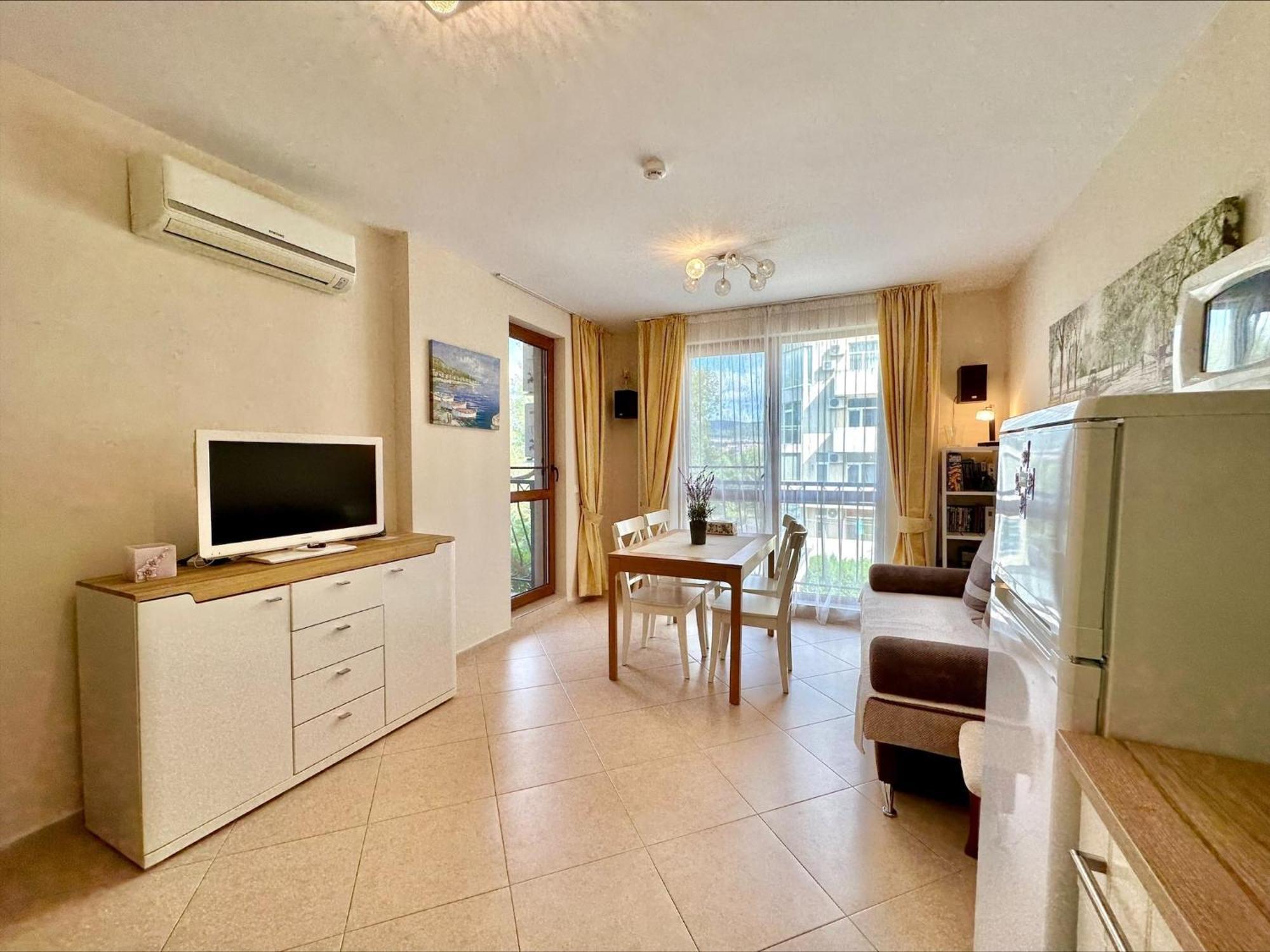 Menada Apartments In Cascadas Pantai Sunny Bilik gambar