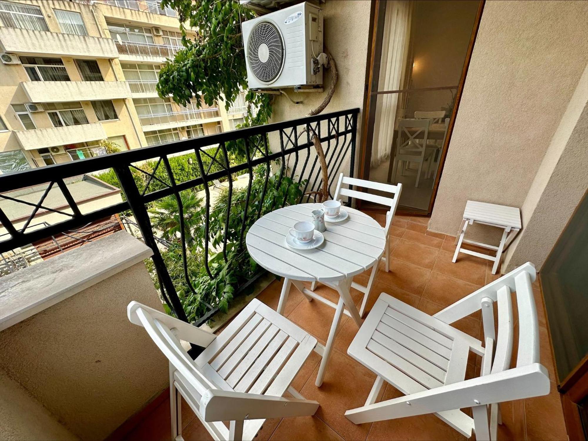 Menada Apartments In Cascadas Pantai Sunny Bilik gambar
